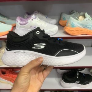 کش زنانه اسکیچرز LITE PRO SHOES کد 8990